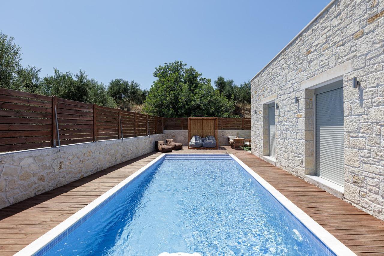 Villa Vera - With Private Heated Pool & Jacuzzi Pangalochori Eksteriør bilde