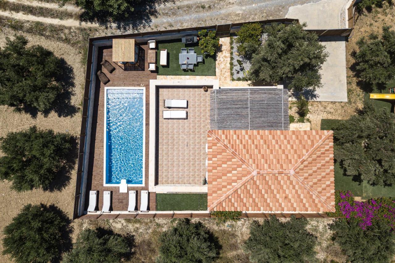 Villa Vera - With Private Heated Pool & Jacuzzi Pangalochori Eksteriør bilde