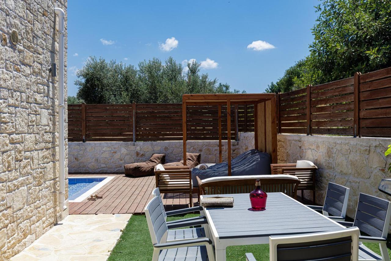 Villa Vera - With Private Heated Pool & Jacuzzi Pangalochori Eksteriør bilde
