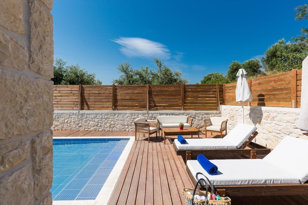 Villa Vera - With Private Heated Pool & Jacuzzi Pangalochori Eksteriør bilde
