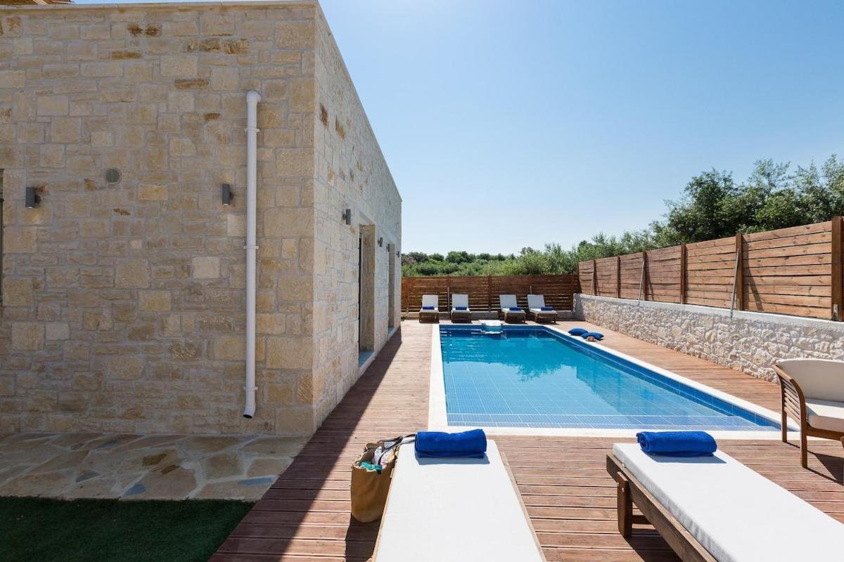 Villa Vera - With Private Heated Pool & Jacuzzi Pangalochori Eksteriør bilde
