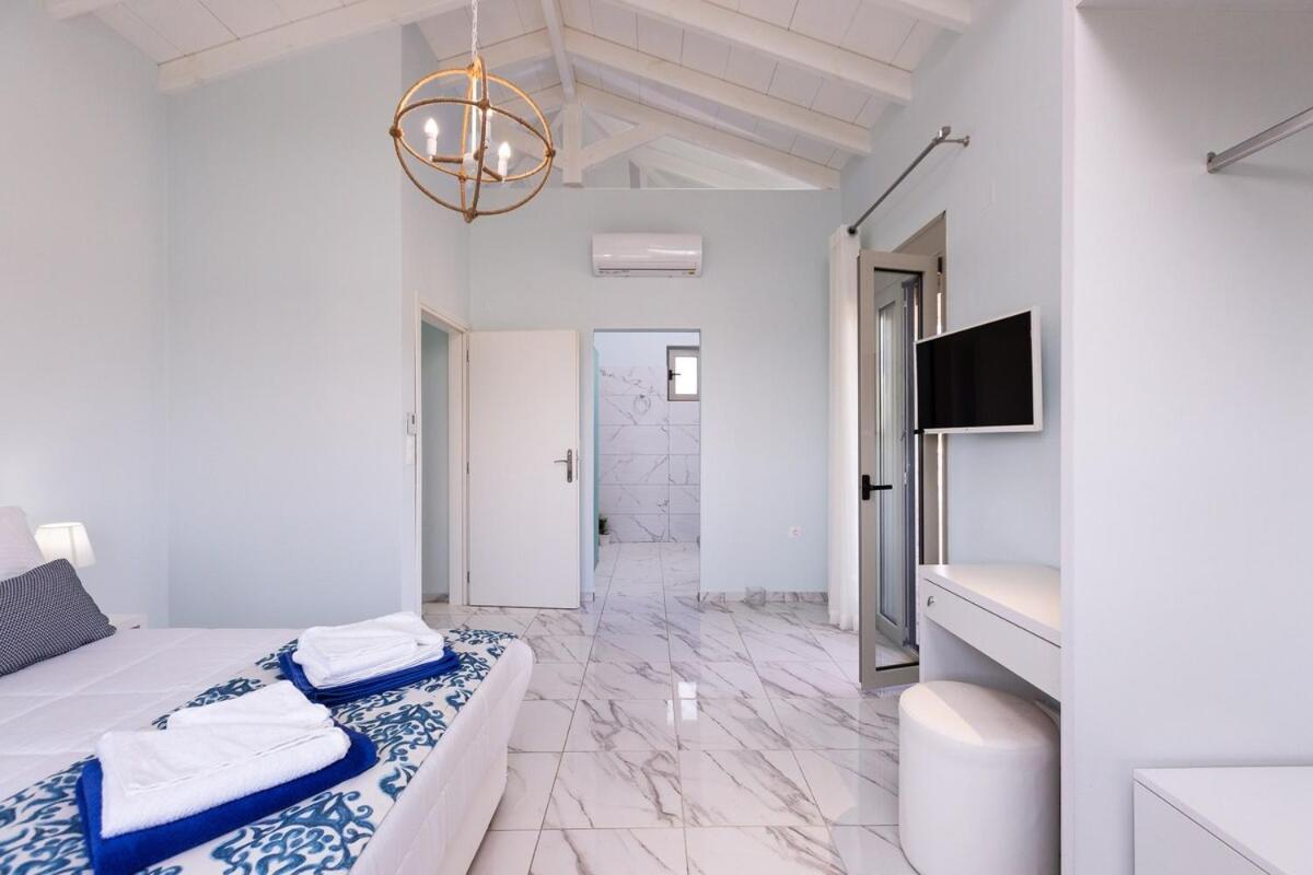 Villa Vera - With Private Heated Pool & Jacuzzi Pangalochori Eksteriør bilde